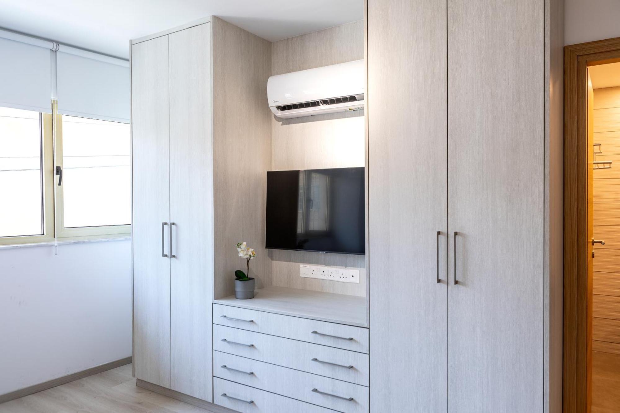 C-premium Apts 100m From And Centre לרנקה