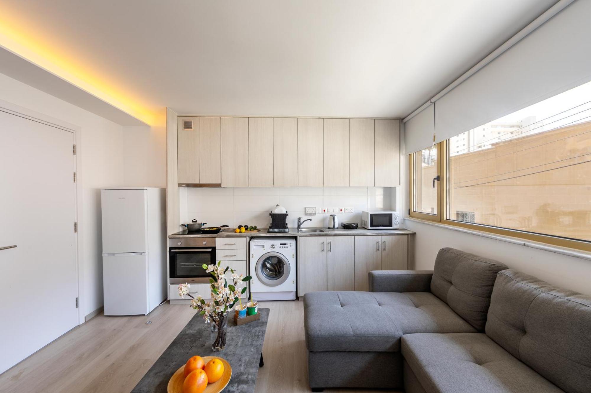 דירה C-premium Apts 100m From And Centre לרנקה