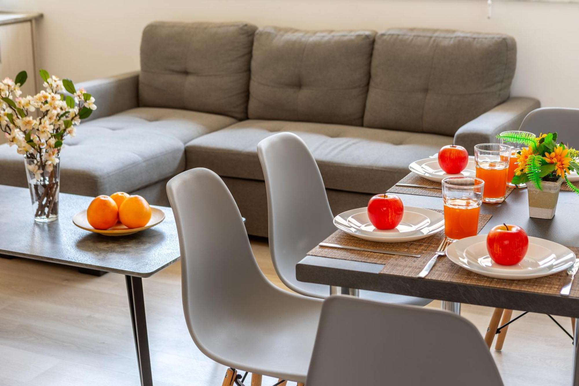 C-premium Apts 100m From And Centre לרנקה