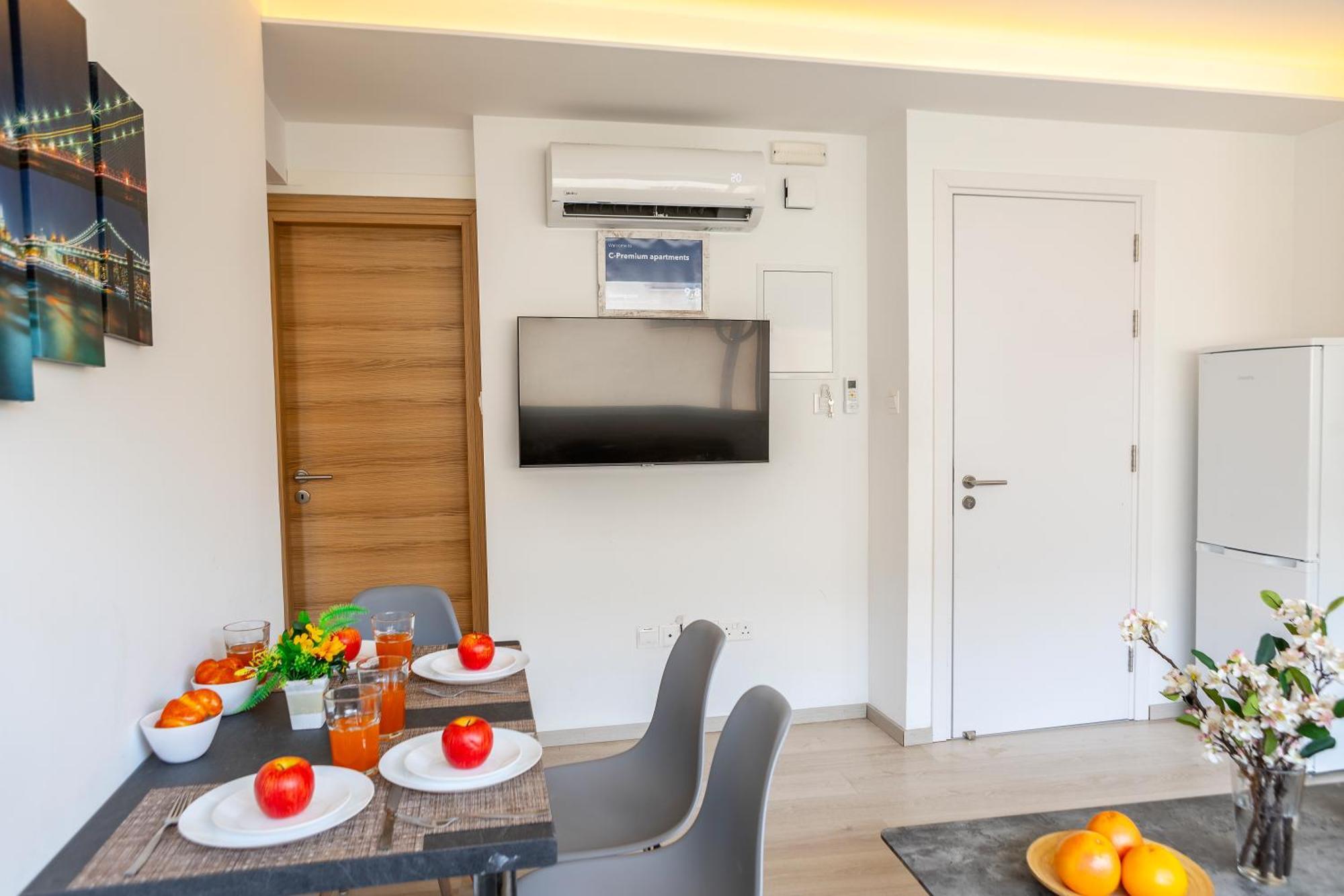 C-premium Apts 100m From And Centre לרנקה